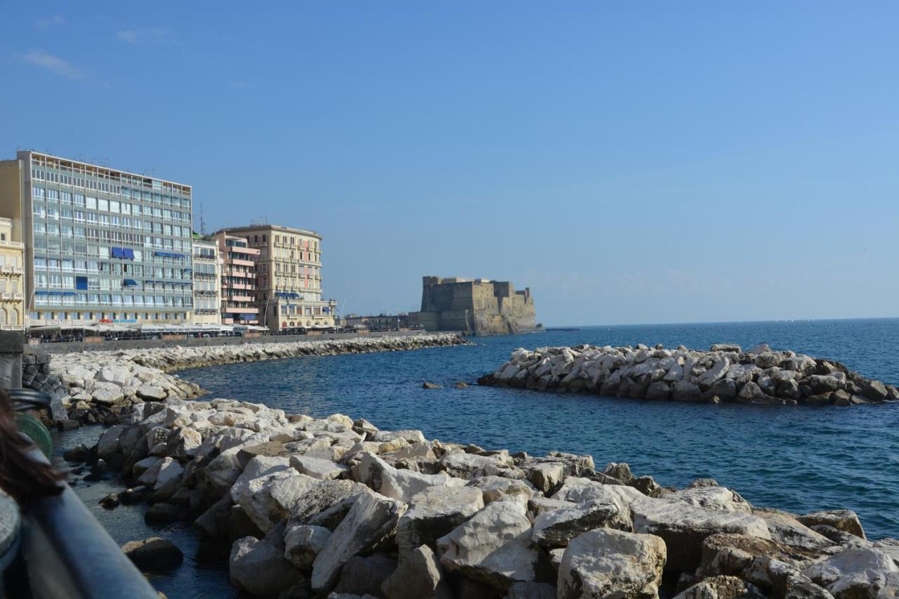 Dimora Megaride Bed and Breakfast Napoli Eksteriør billede